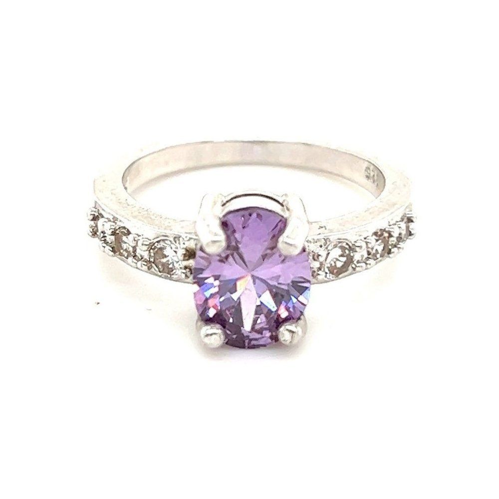 ‎925 Amethysts/Cz Ring